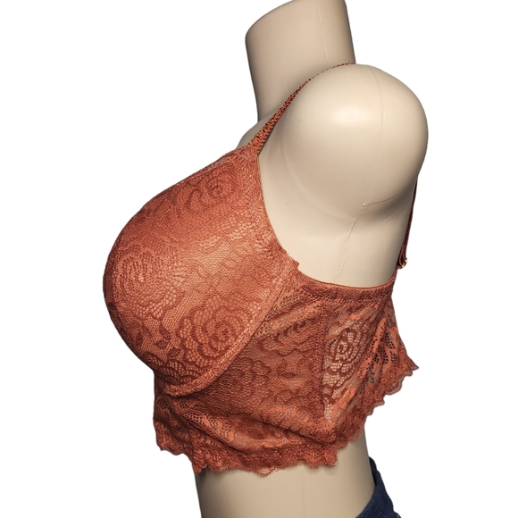 'Daisy Fuentes' Lace Bralette - Picture 3 of 7